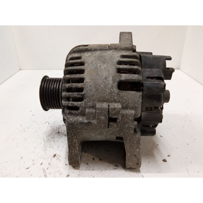 Recambio de alternador para renault scénic ii (jm0/1_) 1.9 dci (jm14) referencia OEM IAM 8200667610 TG11C065 