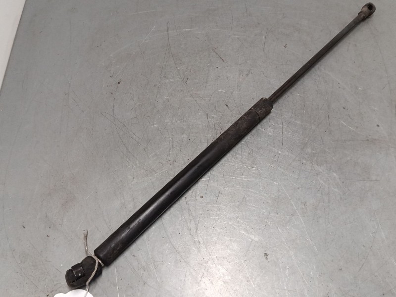 Recambio de amortiguadores capo para audi a3 (8l1) 1.9 tdi referencia OEM IAM 8L0823359  