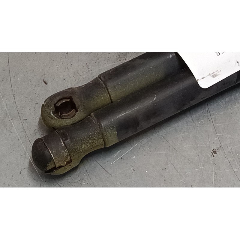 Recambio de amortiguadores malet/porton para seat ibiza iii (6l1) 1.4 16v referencia OEM IAM   