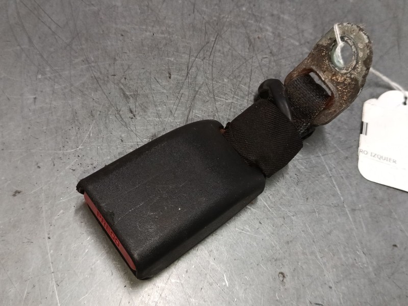 Recambio de anclaje con pretensor trasero izquierdo para toyota aygo (_b4_) 1.0 (kgb40) referencia OEM IAM   