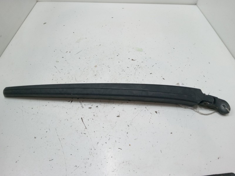 Recambio de brazo limpia trasero para seat altea (5p1) 1.9 tdi referencia OEM IAM   