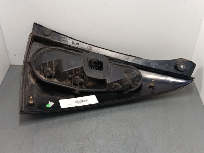 Recambio de piloto trasero izquierdo para citroën c1 (pm_, pn_) 1.0 referencia OEM IAM 815600H060  