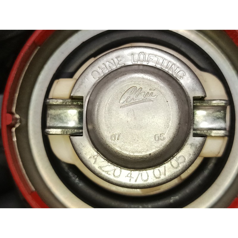 Recambio de tapon combustible para mercedes-benz clase c coupé (cl203) c 220 cdi (203.708) referencia OEM IAM A2204700705  