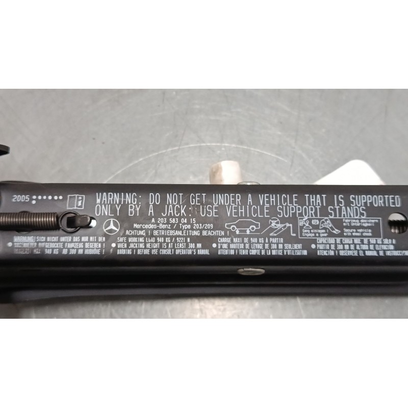 Recambio de gato para mercedes-benz clase c coupé (cl203) c 220 cdi (203.708) referencia OEM IAM A2035830415  