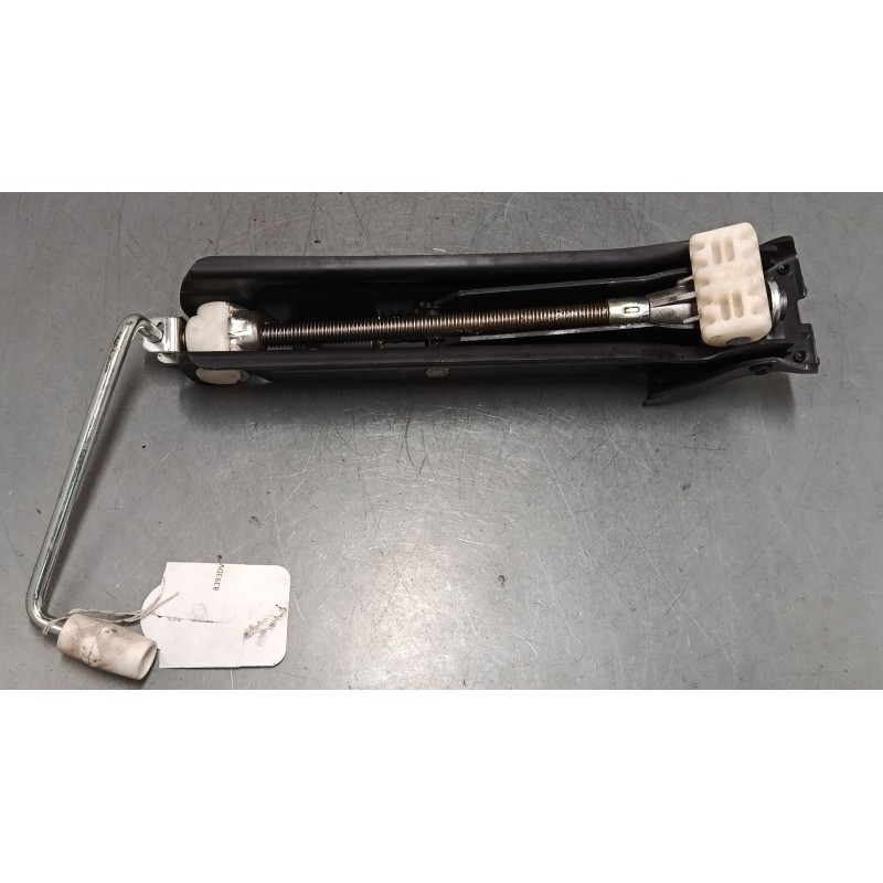 Recambio de gato para mercedes-benz clase c coupé (cl203) c 220 cdi (203.708) referencia OEM IAM A2035830415  