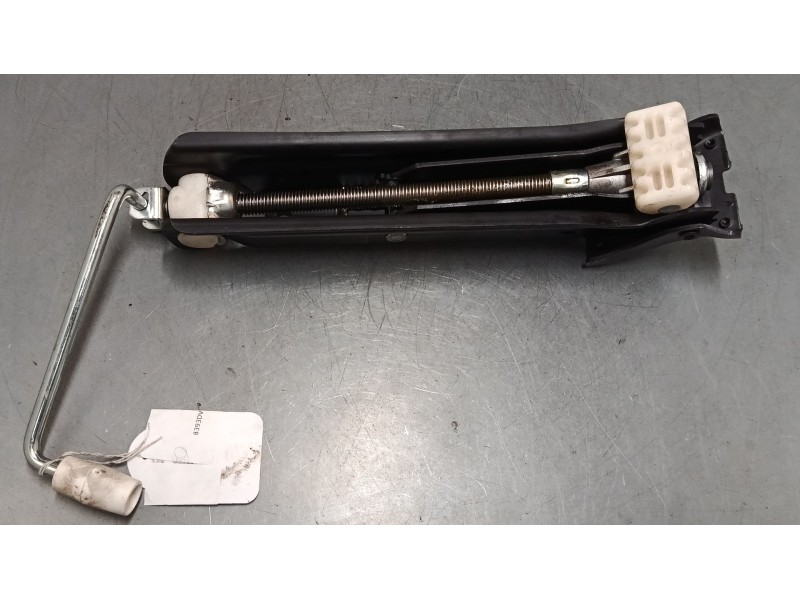 Recambio de gato para mercedes-benz clase c coupé (cl203) c 220 cdi (203.708) referencia OEM IAM A2035830415  