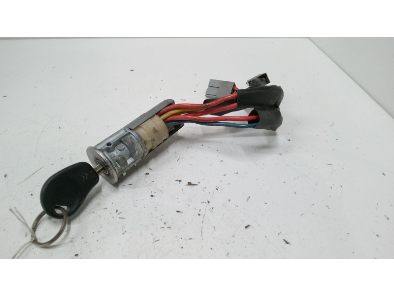 Recambio de clausor para citroën saxo (s0, s1) 1.5 d referencia OEM IAM   