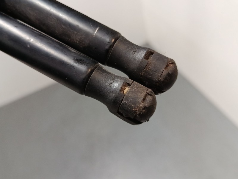 Recambio de amortiguadores malet/porton para seat altea (5p1) 2.0 tdi referencia OEM IAM 420N  