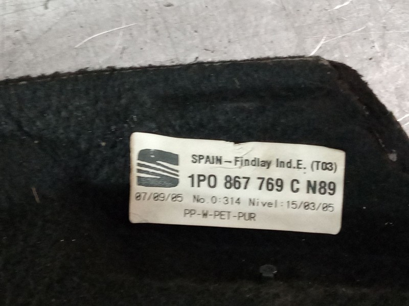 Recambio de bandeja trasera para seat leon (1p1) 1.9 tdi referencia OEM IAM 1P0867769C  