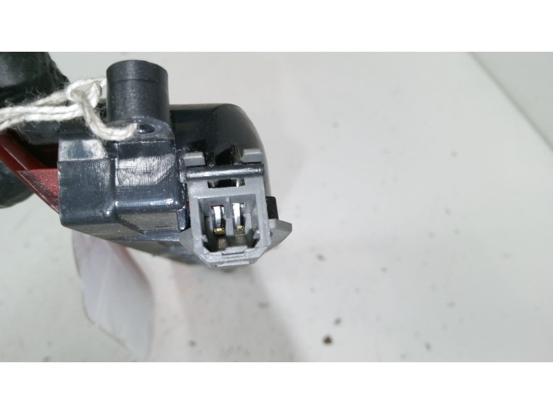 Recambio de luz central de freno para fiat punto (188_) 1.9 jtd 80 (188.237, .257, .337, .357) referencia OEM IAM 03308060  