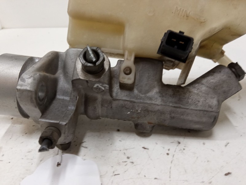 Recambio de bomba freno para toyota corolla verso (zer_, zze12_, r1_) 1.8 (znr11_) referencia OEM IAM   