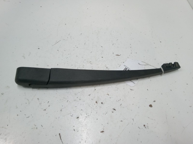 Recambio de brazo limpia trasero para peugeot 207/207+ (wa_, wc_) 1.4 16v referencia OEM IAM   