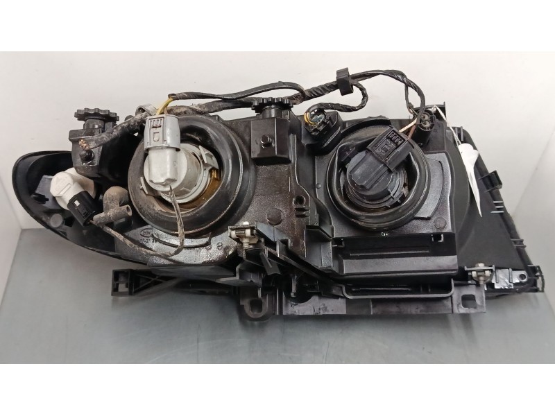 Recambio de faro izquierdo para bmw 3 (e46) 320 d referencia OEM IAM 63117193387  
