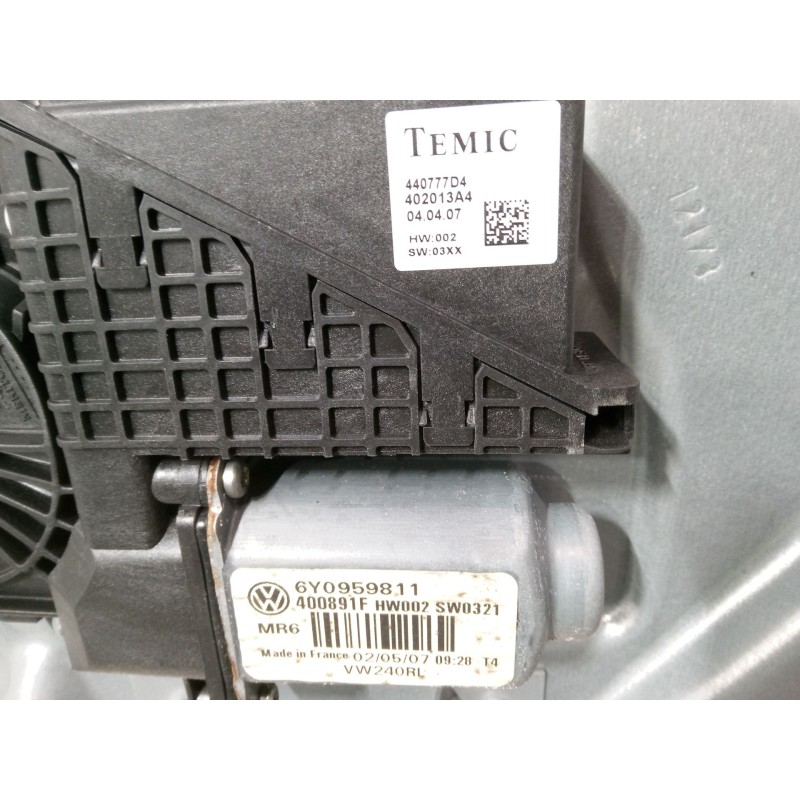 Recambio de elevalunas electrico trasero izquierdo para volkswagen polo iv (9n_, 9a_) 1.4 tdi referencia OEM IAM 6Y0959811  