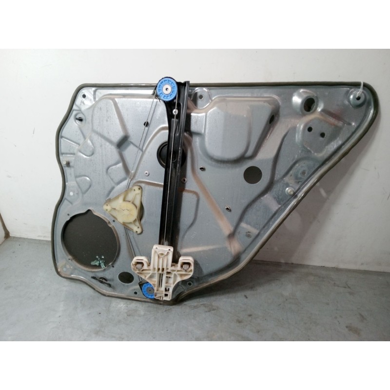 Recambio de elevalunas electrico trasero izquierdo para volkswagen polo iv (9n_, 9a_) 1.4 tdi referencia OEM IAM 6Y0959811  