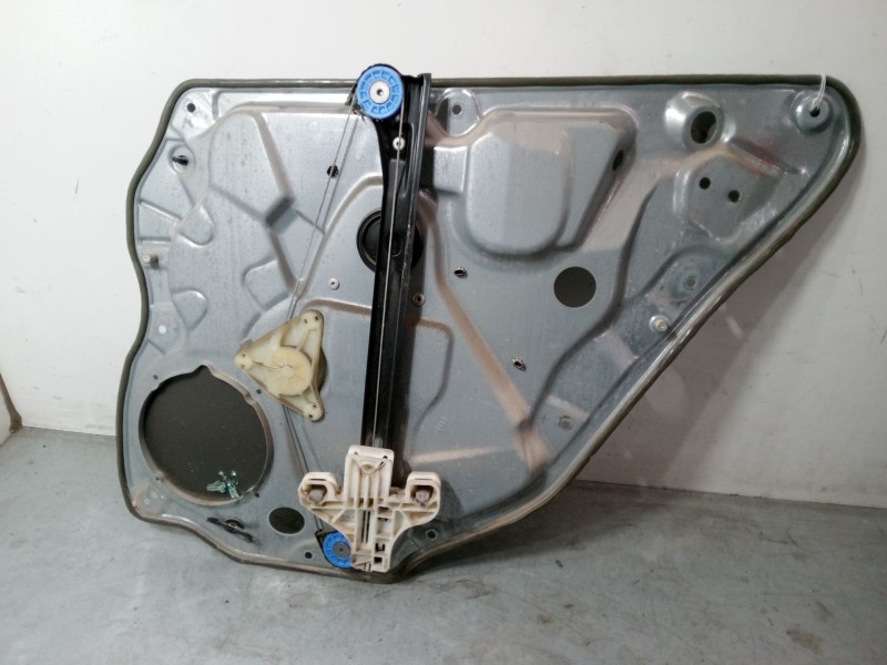 Recambio de elevalunas electrico trasero izquierdo para volkswagen polo iv (9n_, 9a_) 1.4 tdi referencia OEM IAM 6Y0959811  