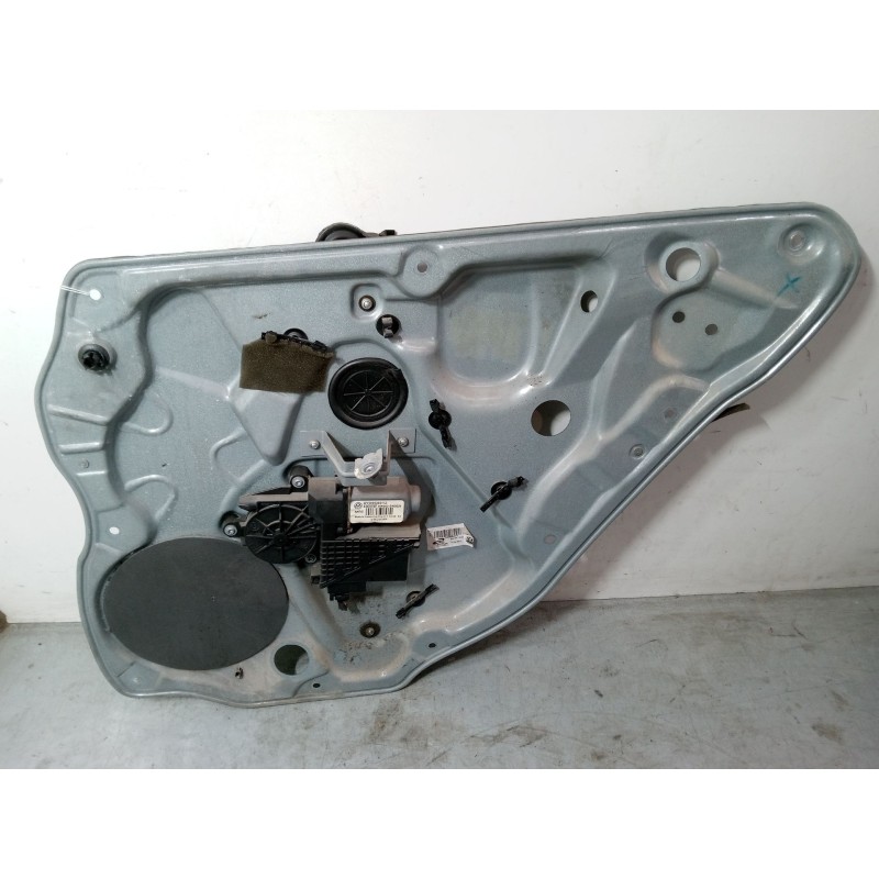 Recambio de elevalunas electrico trasero derecho para volkswagen polo iv (9n_, 9a_) 1.4 tdi referencia OEM IAM 6Y0959812  