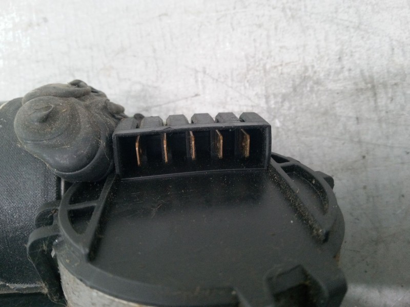 Recambio de motor limpia delantero para audi a4 b5 (8d2) 2.4 quattro referencia OEM IAM   