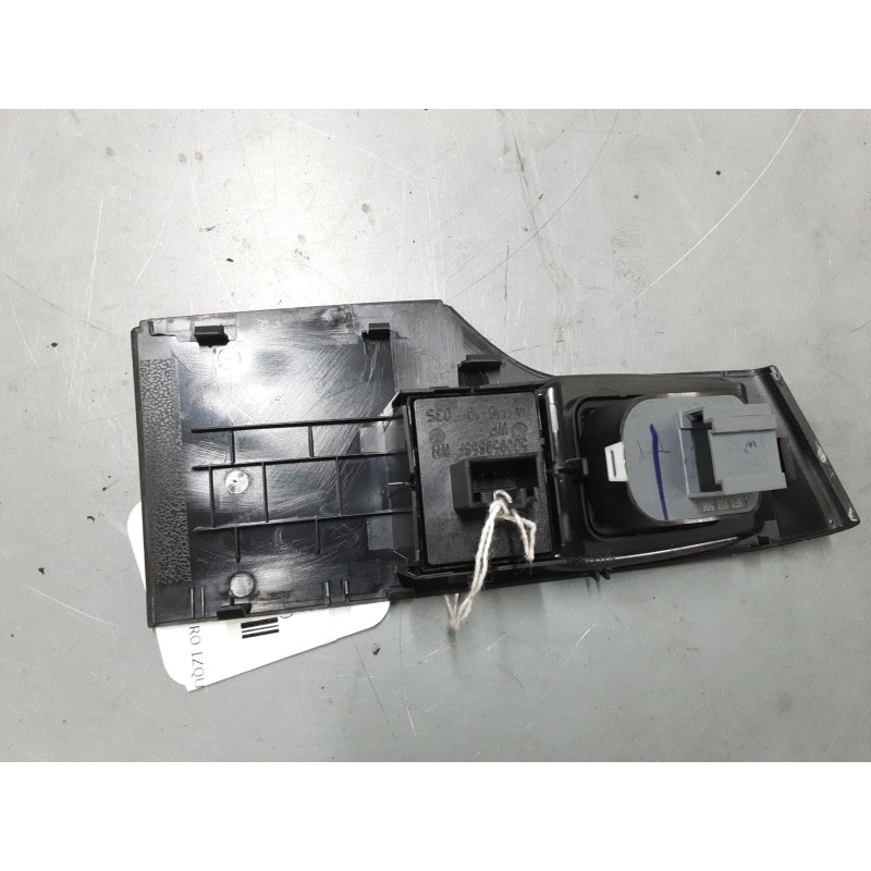 Recambio de mando elevalunas delantero izquierdo para seat ibiza v (kj1, kjg) 1.0 mpi referencia OEM IAM  6F0959566 