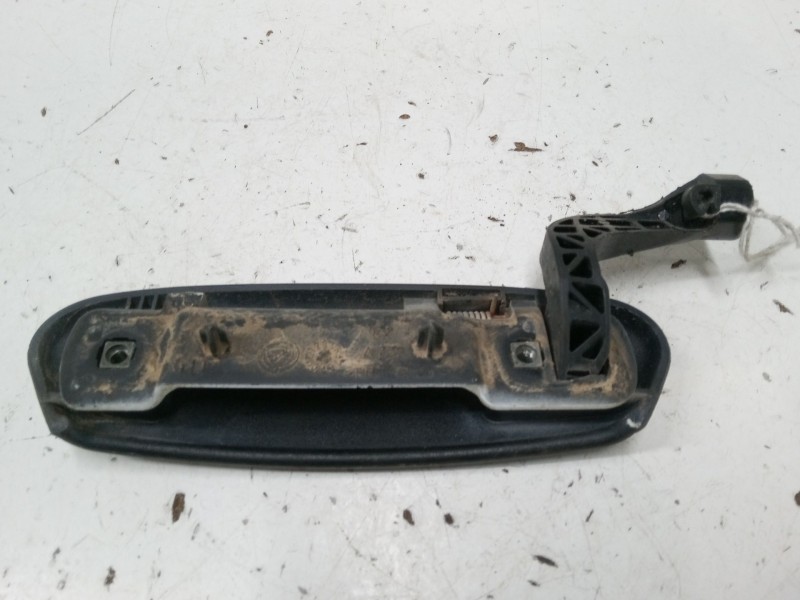 Recambio de maneta exterior puerta delantera derecha para fiat punto (188_) 1.9 jtd 80 (188.237, .257, .337, .357) referencia OE