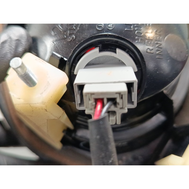 Recambio de piloto trasero porton izquierdo para mazda 3 (bk) 1.6 di turbo referencia OEM IAM BP4N513G0C BP4N513J0E 