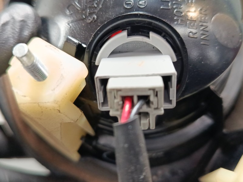 Recambio de piloto trasero porton izquierdo para mazda 3 (bk) 1.6 di turbo referencia OEM IAM BP4N513G0C BP4N513J0E 