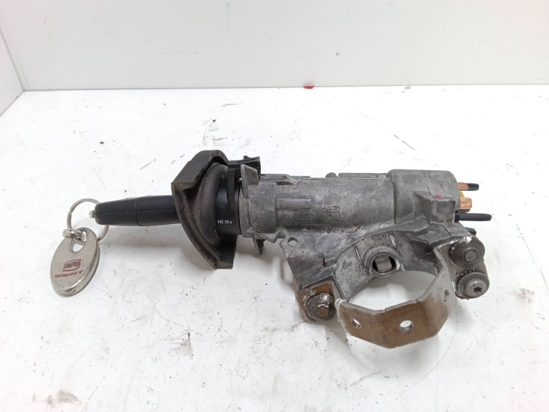 Recambio de clausor para seat ibiza iv (6j5, 6p1) 1.2 referencia OEM IAM 4B0905851C  