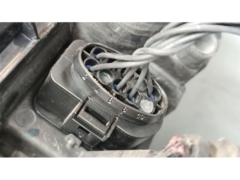 Recambio de faro derecho para seat ibiza v (kj1, kjg) 1.0 mpi referencia OEM IAM 6F1941006B  