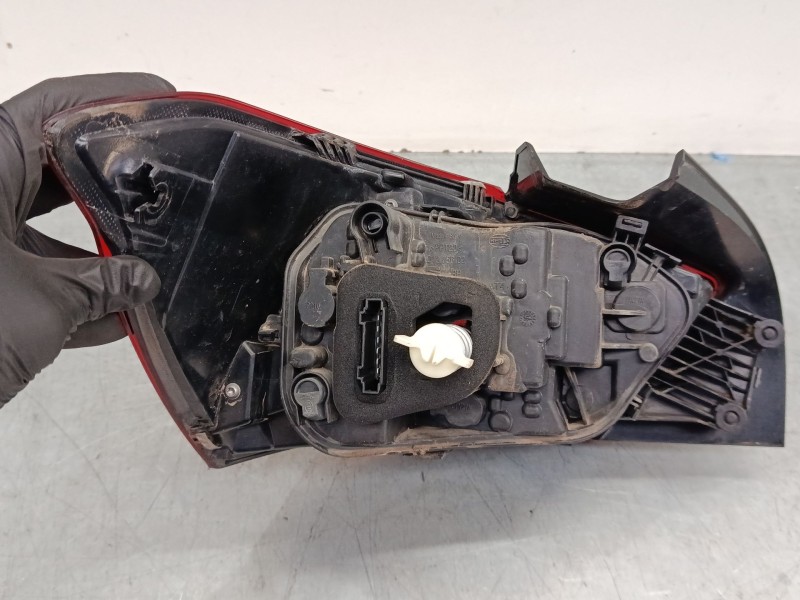 Recambio de piloto trasero derecho para seat ibiza v (kj1, kjg) 1.0 mpi referencia OEM IAM 6F0945096H  