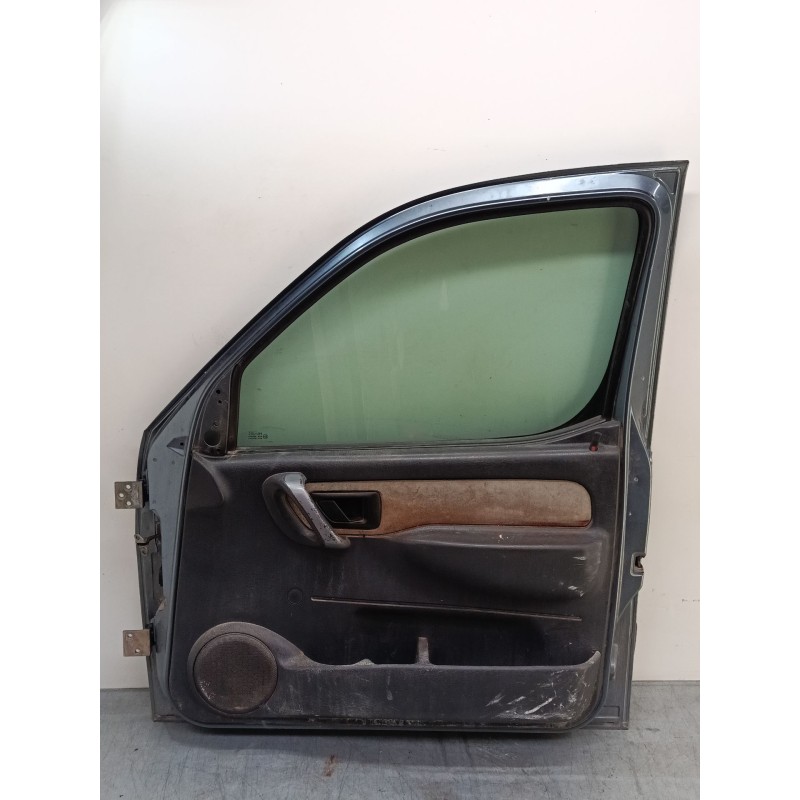 Recambio de puerta delantera derecha para peugeot partner furgoneta/monovolumen (5_, g_) 2.0 hdi referencia OEM IAM 9004 W2  