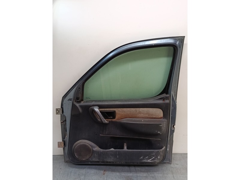 Recambio de puerta delantera derecha para peugeot partner furgoneta/monovolumen (5_, g_) 2.0 hdi referencia OEM IAM 9004 W2  