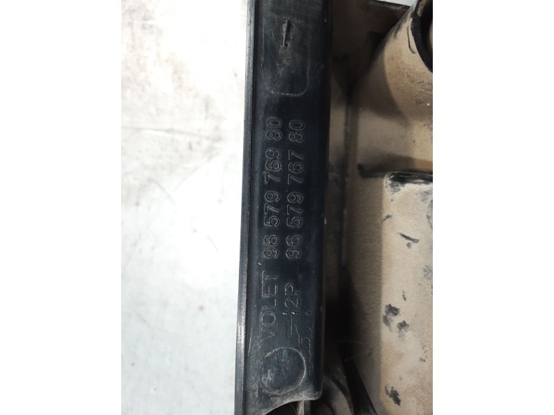 Recambio de piloto trasero derecho para peugeot partner furgoneta/monovolumen (5_, g_) 2.0 hdi referencia OEM IAM 9657976980  