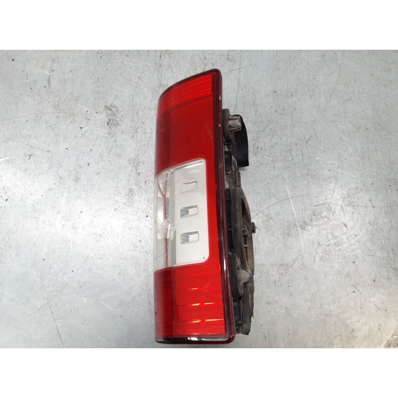 Recambio de piloto trasero derecho para peugeot partner furgoneta/monovolumen (5_, g_) 2.0 hdi referencia OEM IAM 9657976980  