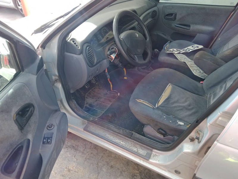 renault megane i (ba0/1_) del año 2001