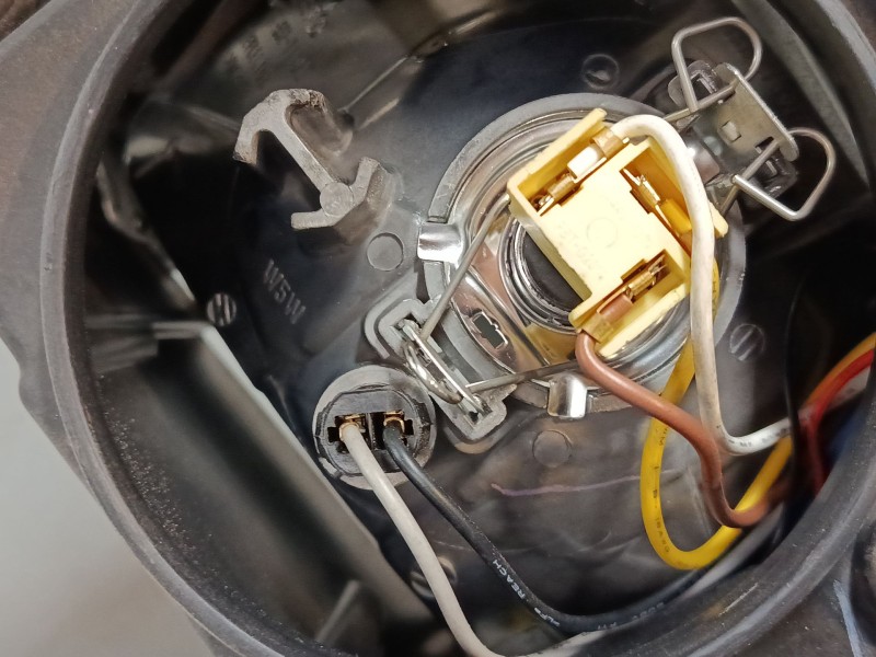 Recambio de faro izquierdo para citroën c2 (jm_) 1.4 hdi referencia OEM IAM 085521119L  