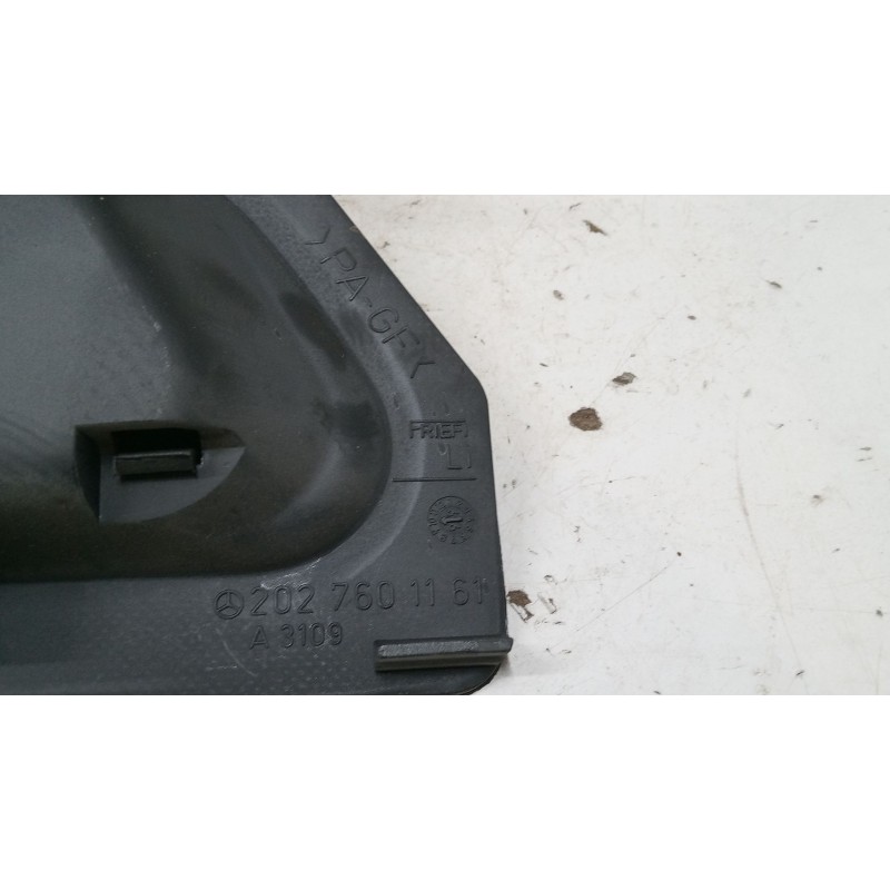 Recambio de maneta interior puerta delantera izquierda para mercedes-benz clase c (w202) c 240 (202.026) referencia OEM IAM 2027