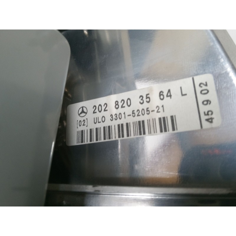 Recambio de piloto trasero izquierdo para mercedes-benz clase c (w202) c 240 (202.026) referencia OEM IAM 2028203564L  