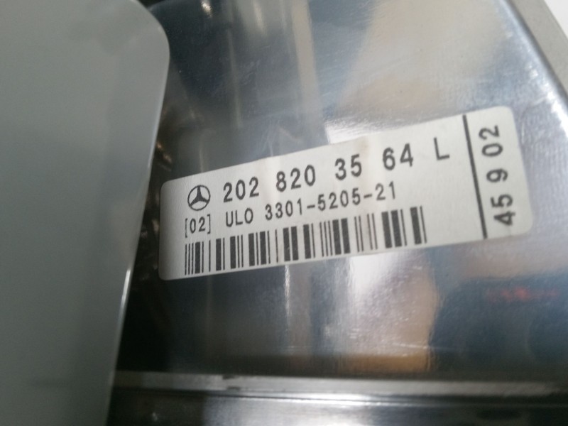 Recambio de piloto trasero izquierdo para mercedes-benz clase c (w202) c 240 (202.026) referencia OEM IAM 2028203564L  