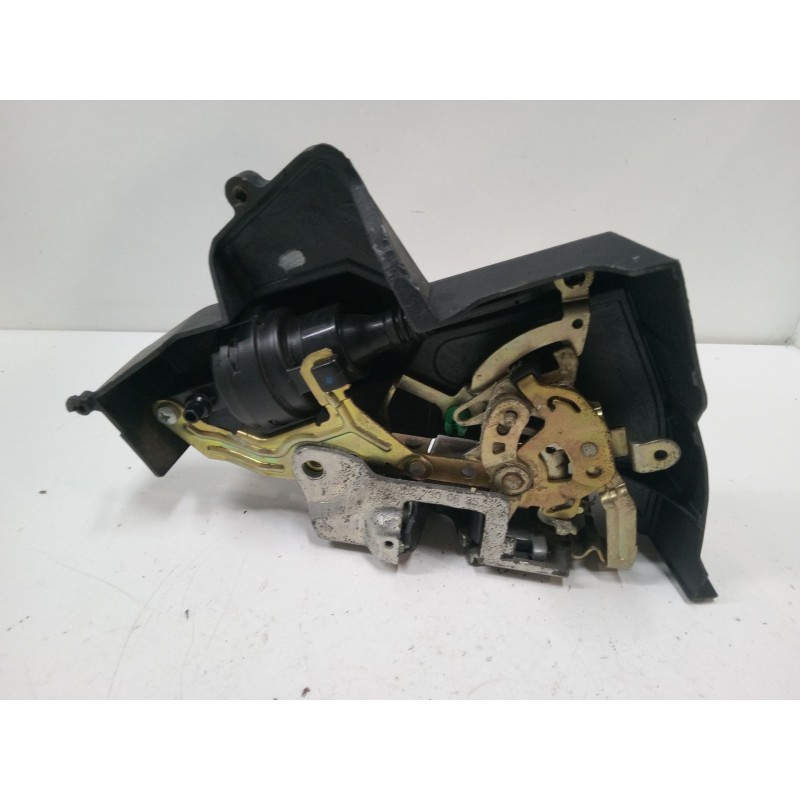 Recambio de cerradura puerta trasera derecha para mercedes-benz clase c (w202) c 240 (202.026) referencia OEM IAM 2027330408  