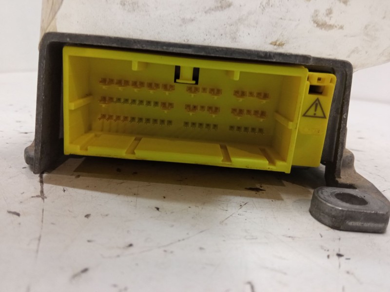Recambio de centralita airbag para toyota yaris (_p9_) 1.4 d-4d (nlp90_) referencia OEM IAM 891700D210  