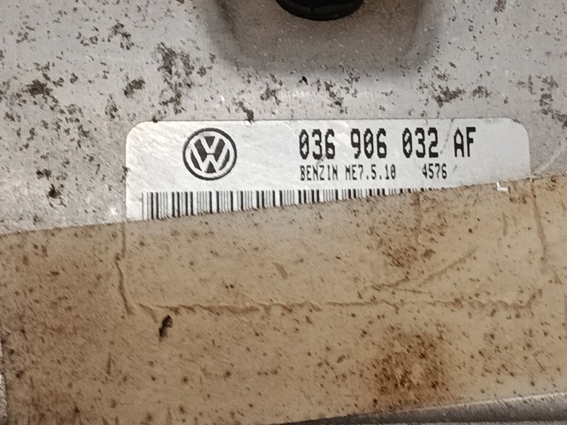 Recambio de centralita motor uce para volkswagen new beetle descapotable (1y7) 2.0 referencia OEM IAM 036906032AF  