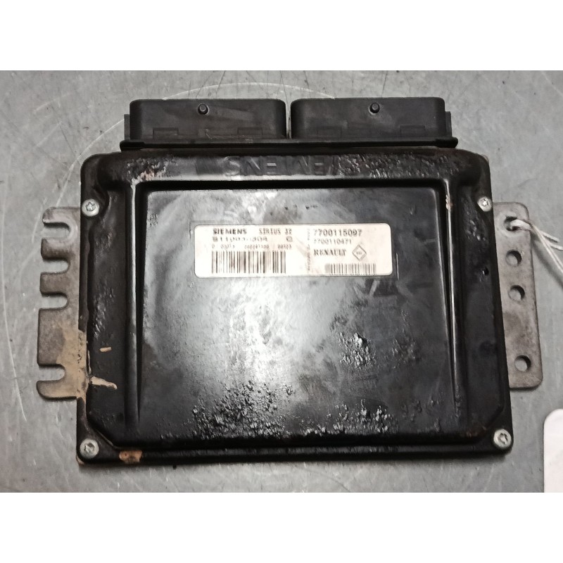Recambio de centralita motor uce para renault clio ii (bb_, cb_) 1.4 (b/cb0c, b/cb0s) referencia OEM IAM 7700115097 S110030304C 