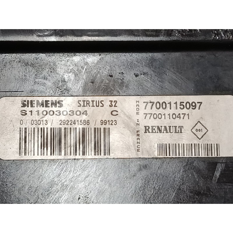 Recambio de centralita motor uce para renault clio ii (bb_, cb_) 1.4 (b/cb0c, b/cb0s) referencia OEM IAM 7700115097 S110030304C 