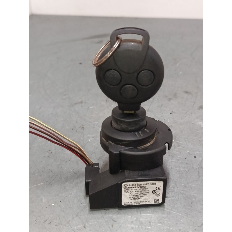 Recambio de clausor para smart fortwo coupé (451) 1.0 (451.330, 451.334) referencia OEM IAM A4518201597  