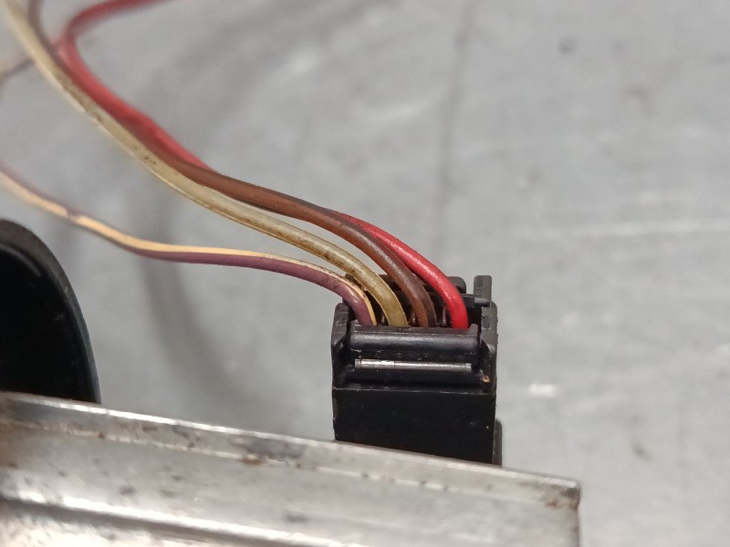 Recambio de clausor para smart fortwo coupé (451) 1.0 (451.330, 451.334) referencia OEM IAM A4518201597  