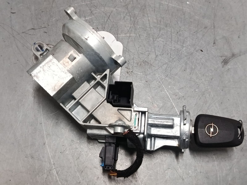 Recambio de clausor para opel corsa d (s07) 1.2 (l08, l68) referencia OEM IAM   
