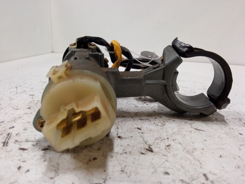 Recambio de clausor para hyundai tucson (jm) 2.0 crdi referencia OEM IAM   