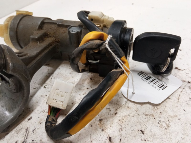 Recambio de clausor para hyundai tucson (jm) 2.0 crdi referencia OEM IAM   