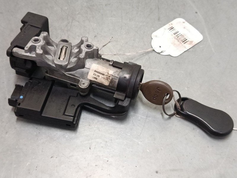 Recambio de clausor para jeep grand cherokee ii (wj, wg) 3.1 td 4x4 referencia OEM IAM 5WY7005B  