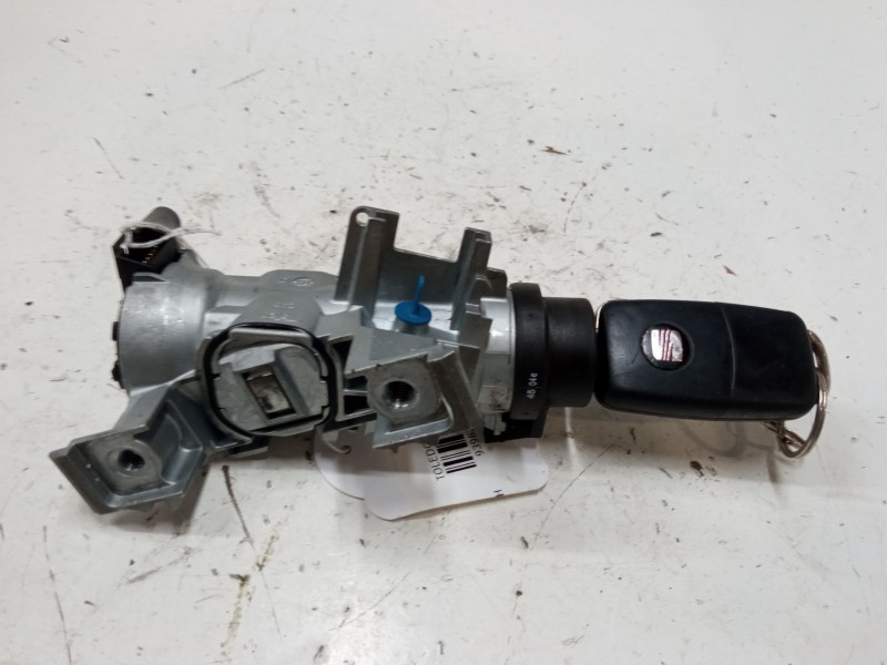 Recambio de clausor para seat toledo iii (5p2) 1.9 tdi referencia OEM IAM 1K0905851B  